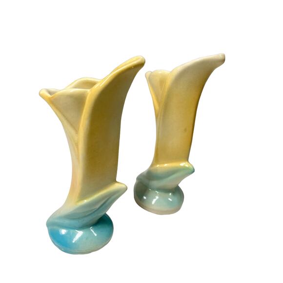 Vintage Shawnee Pottery Bud Vases Deco Yellow & Aqua Set of 2 - Picture 1 of 6